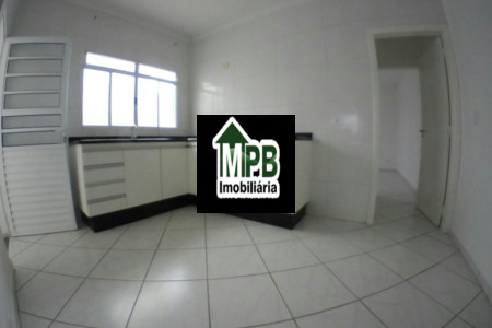 Casa à venda com 2 quartos, sendo 1 suíte, no condomínio Residencial Villaggio Victória, Sorocaba - SP