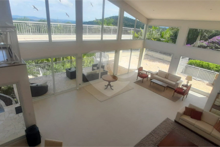 Casa à venda com 6 suítes no condomínio Sausalito, Mairiporã - SP