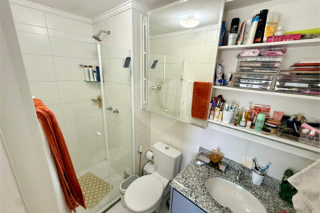 Apartamento à venda com 3 quartos, sendo 1 suíte, em Vila Dom Pedro I, São Paulo, SP