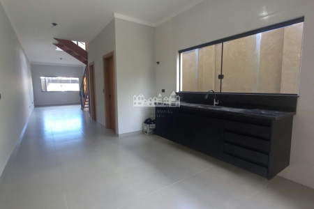 Casa à venda com 3 suítes em Alvinópolis, Atibaia, SP