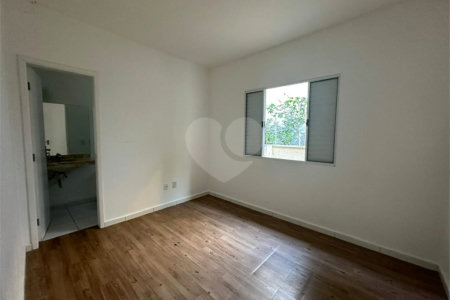 Casa à venda com 2 suítes no condomínio Olido, Atibaia - SP