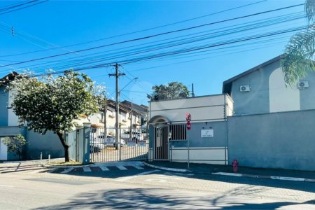 Casa à venda com 2 quartos no condomínio Villa Itália, Vinhedo - SP