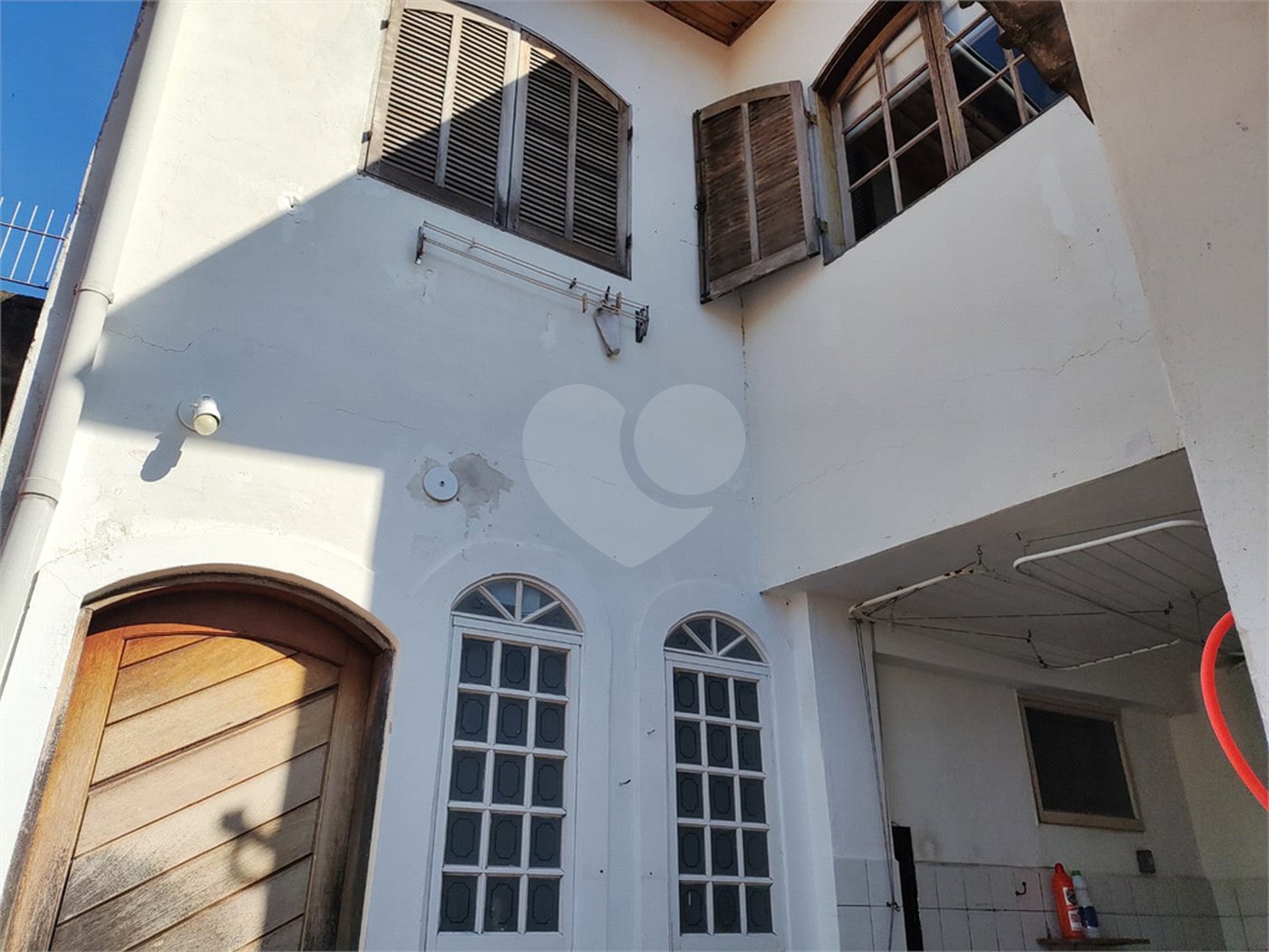 Sobrado à venda com 3 quartos, sendo 1 suíte, em Tremembé, São Paulo, SP