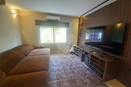 Casa à venda com 4 suítes no condomínio Alpes de Vinhedo, Vinhedo - SP