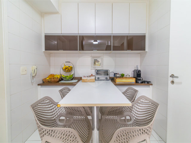 Apartamento à venda com 3 suítes em Chácara Santo Antônio, São Paulo, SP