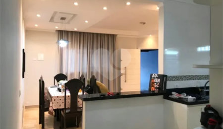 Casa à venda com 3 quartos, sendo 1 suíte, em Loteamento Villa Branca, Jacareí, SP