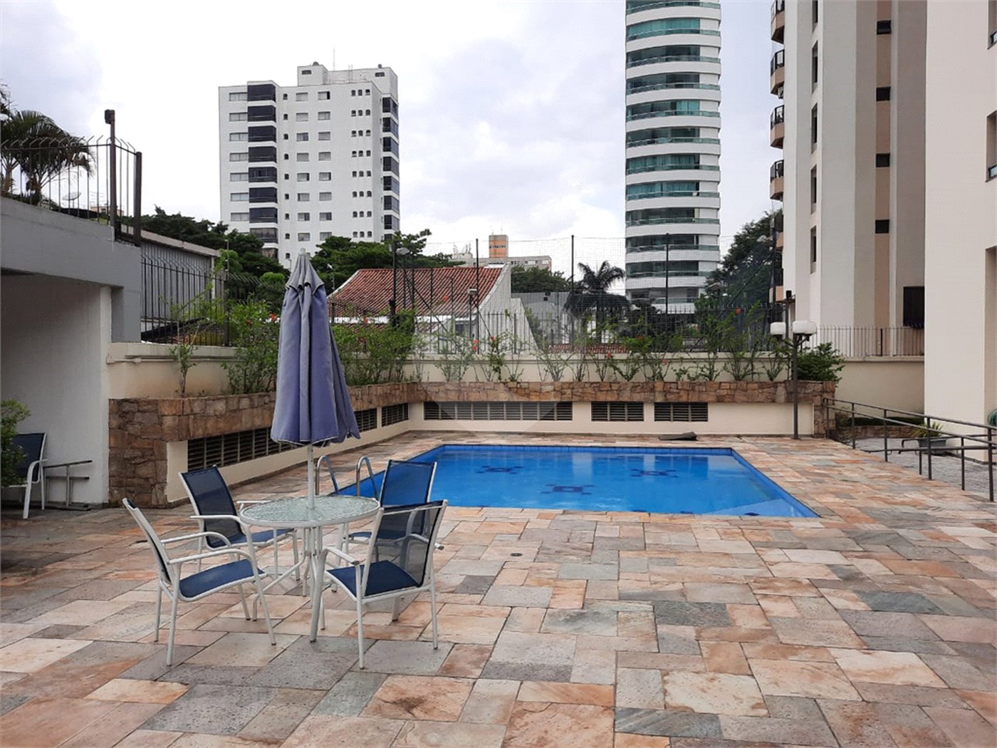 Apartamento de 257m² a venda em Moema, reformado, 4 dorms, 3 suítes, fora de rota,, 4 vagas
