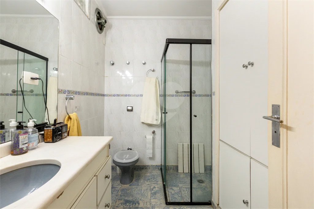 Apartamento a venda no Bela Vista com 3 quartos, 1 suíte, lavabo, 2 vagas, 200 m² de área útil
