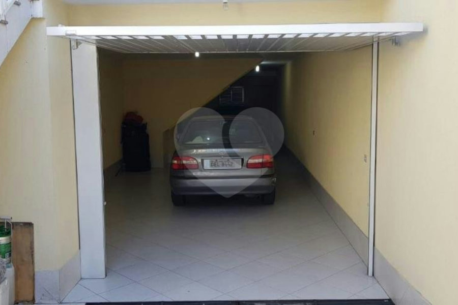 Sobrado à venda com 4 quartos, sendo 3 suítes, em Jardim Virginia Bianca, São Paulo, SP