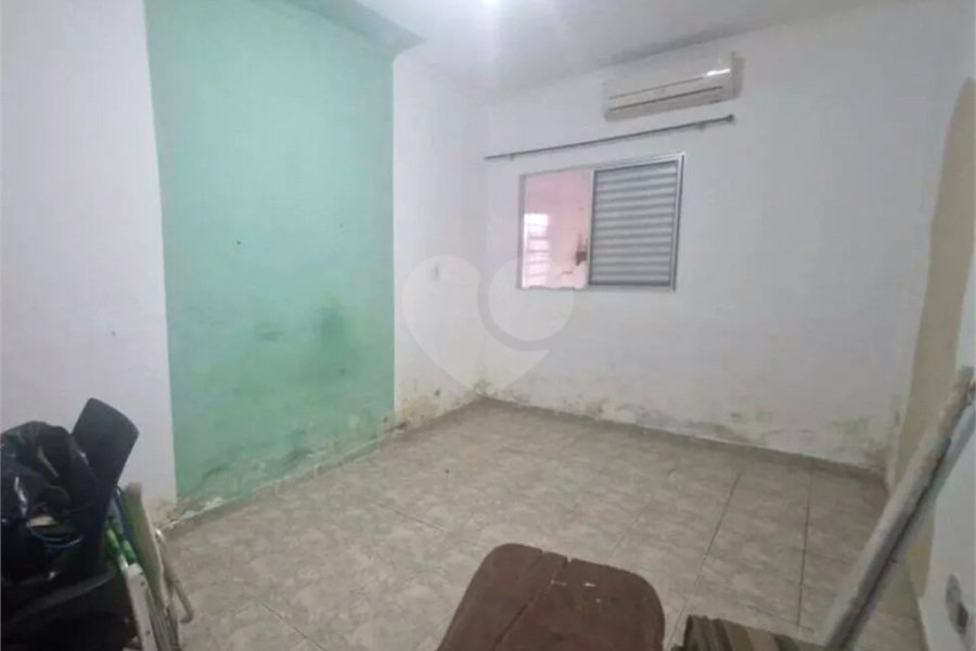 Sobrado à venda com 8 quartos em Vila Guarani, São Paulo, SP