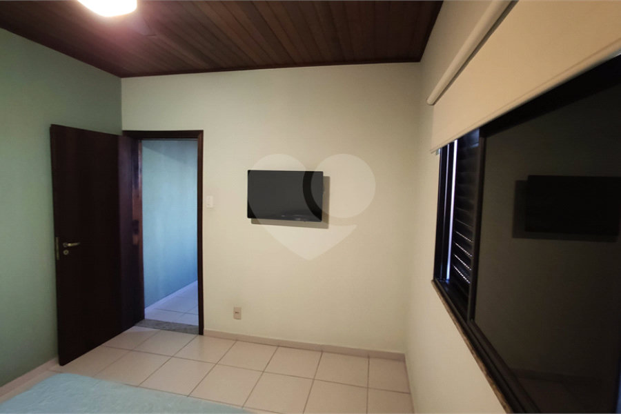 Casa à venda com 4 quartos, sendo 1 suíte, no condomínio Travessa Jacob,38, São Paulo - SP