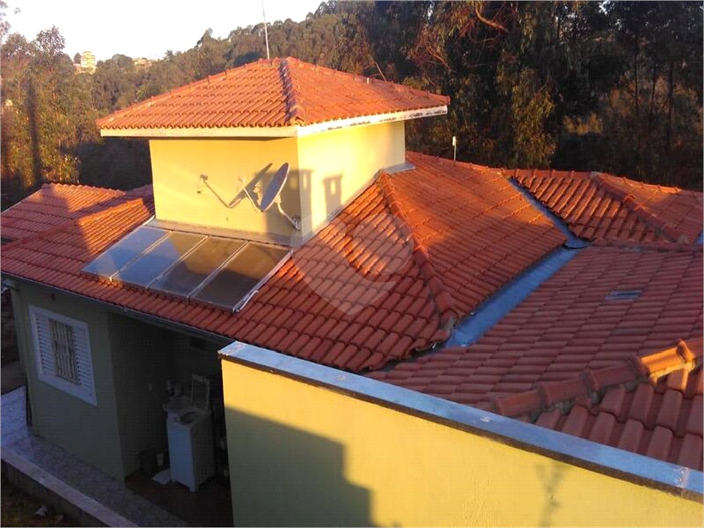 Casa à venda com 4 quartos, sendo 2 suítes, em Loteamento Jardim Parque das Palmeiras, Serra Negra, SP