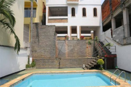 Sobrado à venda com 4 quartos, sendo 2 suítes, em Jardim Bonfiglioli, São Paulo, SP