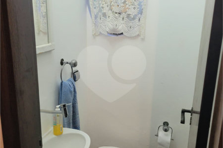 Casa à venda com 4 quartos, sendo 2 suítes, em Planalto Paulista, São Paulo, SP