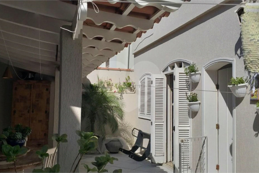 Casa à venda com 4 quartos, sendo 3 suítes, em Butantã, São Paulo, SP