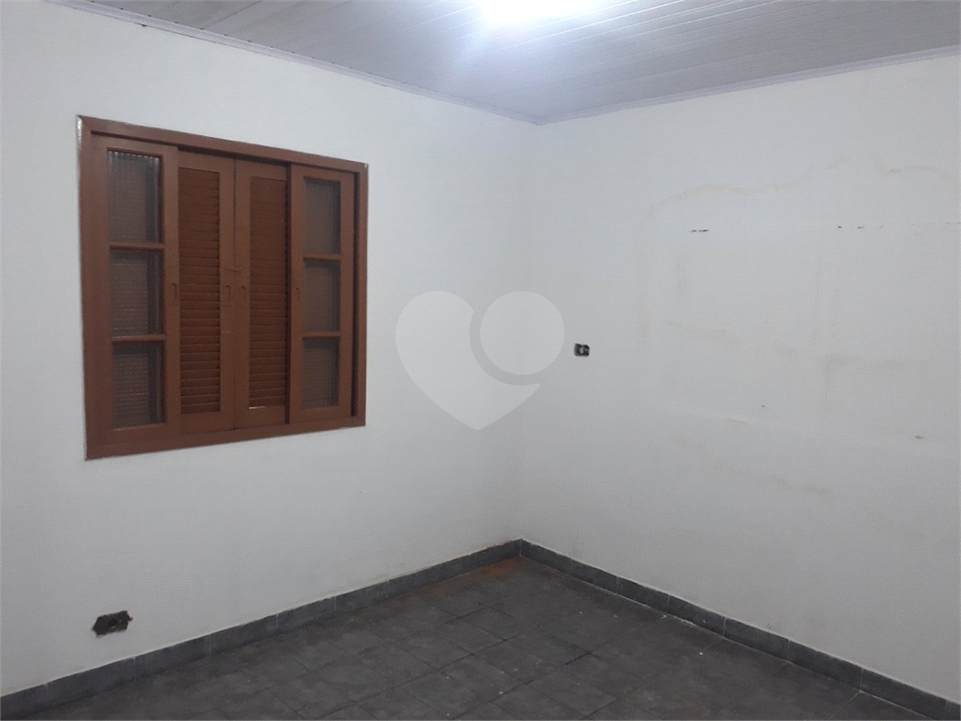 Casa à venda com 4 quartos, sendo 1 suíte, em Jaçanã, São Paulo, SP