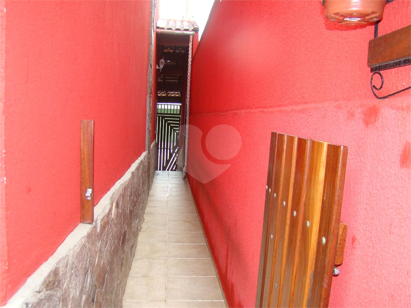 Sobrado à venda com 2 quartos, sendo 1 suíte, em Jardim São Luís, Suzano, SP