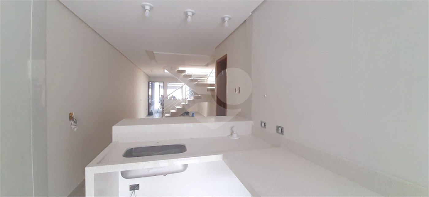 Sobrado à venda com 3 quartos, sendo 1 suíte, em Vila Mazzei, São Paulo, SP