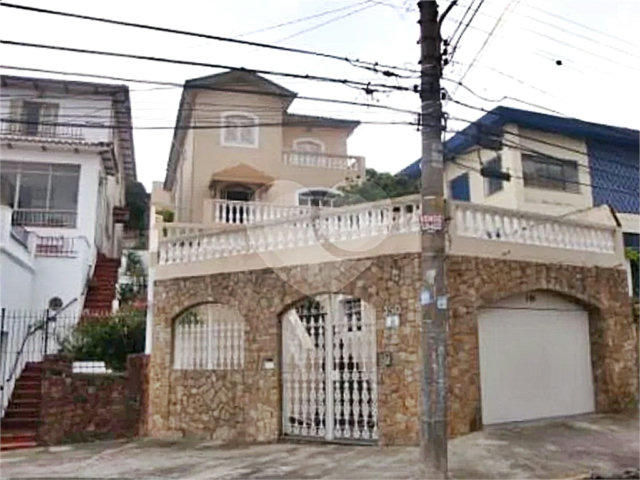 Sobrado à venda com 4 quartos em Santana, São Paulo, SP