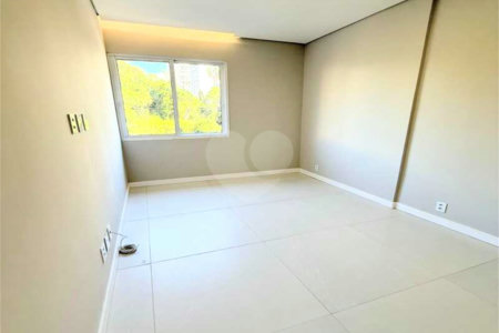 Apartamento à venda com 3 quartos, sendo 1 suíte, em Laranjeiras, Rio de Janeiro, RJ