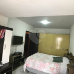 Sobrado à venda com 3 quartos em Parada Inglesa, São Paulo, SP