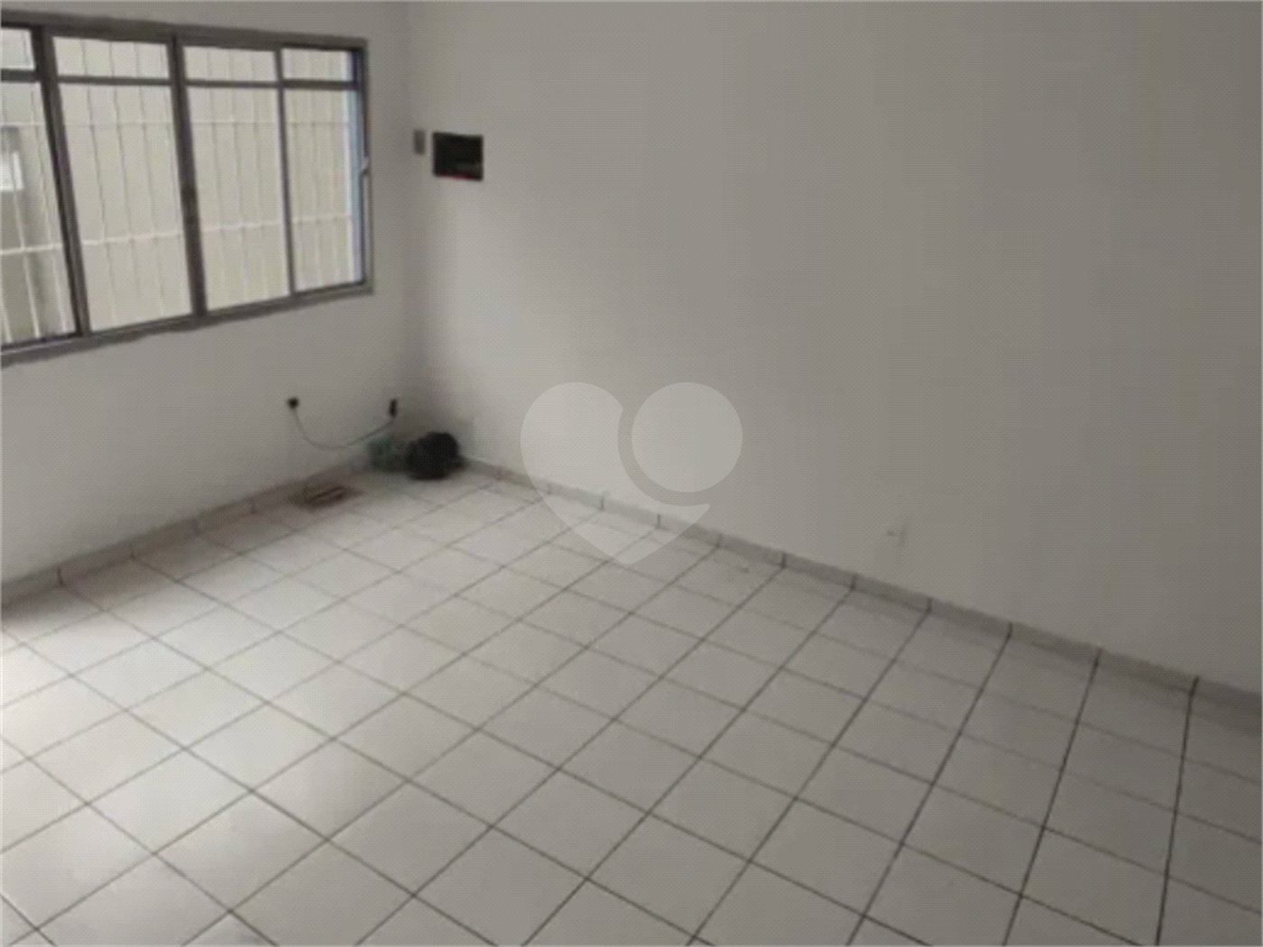 Sobrado à venda com 3 quartos, sendo 1 suíte, em Jardim Pinheiros, São Paulo, SP
