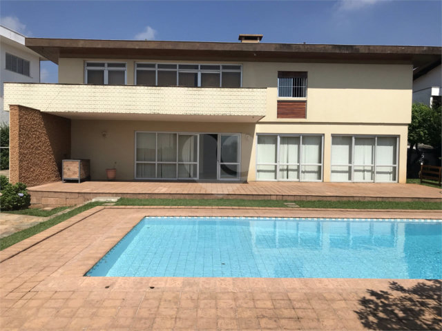 Sobrado à venda com 5 quartos, sendo 1 suíte,  em Santana, São Paulo, SP
