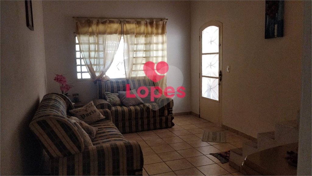 Casa à venda com 3 quartos em Parque Residencial Flamboyant, São José dos Campos, SP