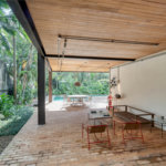 Sobrado à venda com 5 quartos, sendo 4 suítes, em Alto da Boa Vista, São Paulo, SP