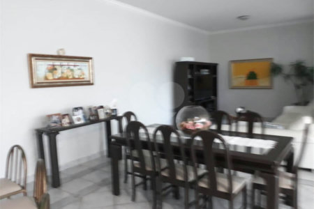 Casa à venda com 5 suítes em Jardim Franca, São Paulo, SP