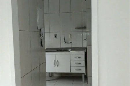 Apartamento à venda com 3 quartos em Jardim Umuarama, São Paulo, SP