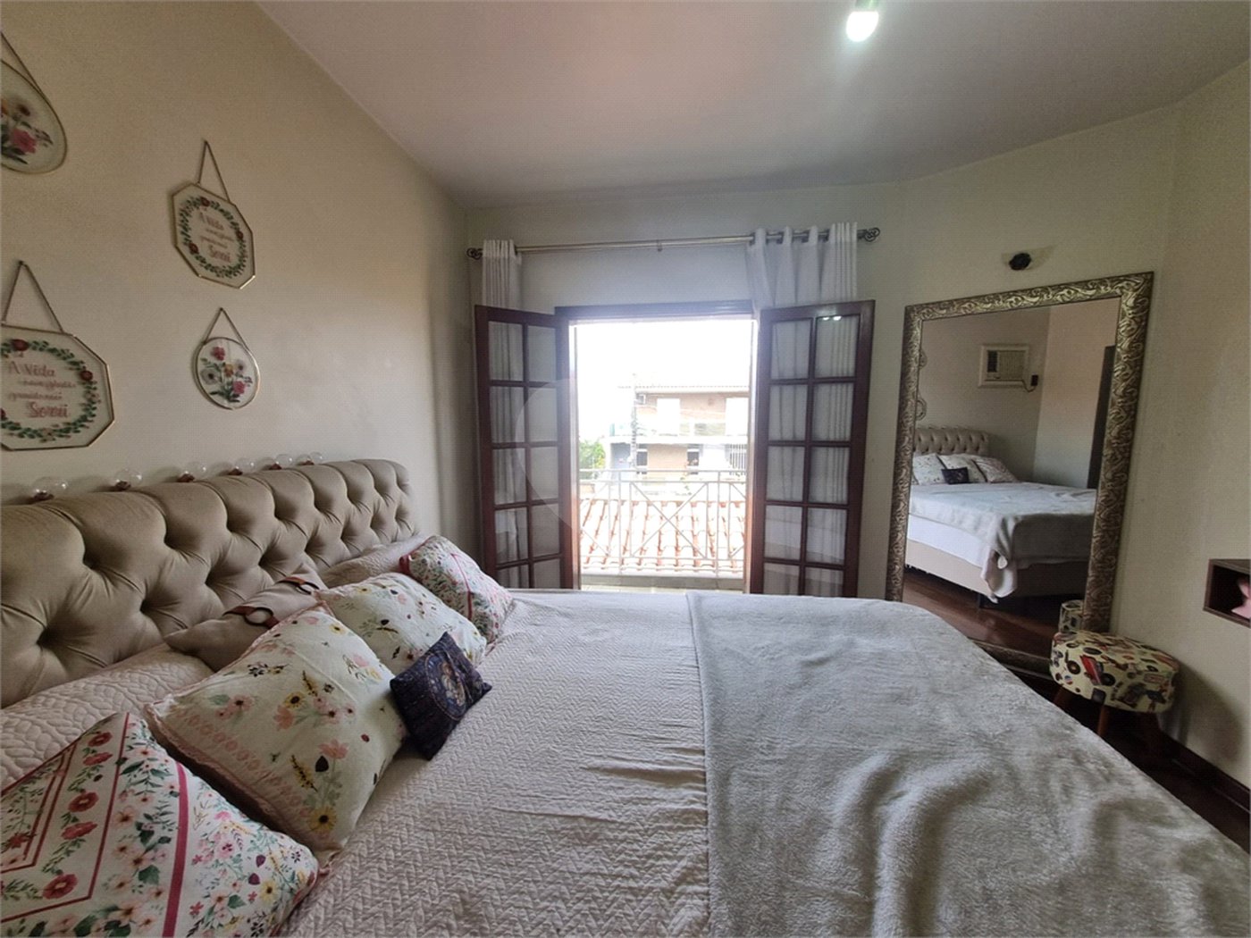 Sobrado à venda com 3 quartos, sendo 1 suíte,  em Vila Trujillo, Sorocaba, SP