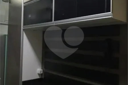 Apartamento à venda com 3 quartos, sendo 1 suíte,  em Jardim Augusta, São José dos Campos, SP