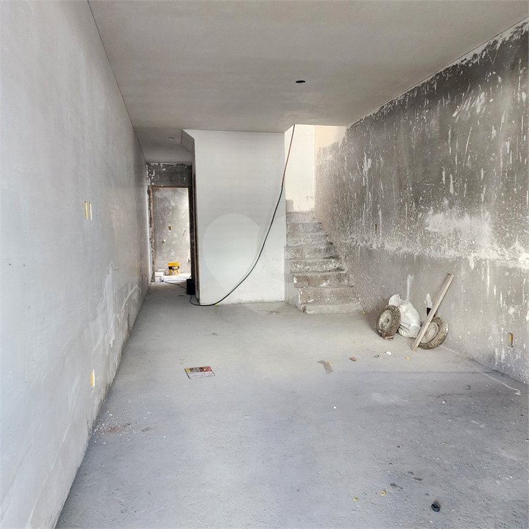 Casa à venda com 3 quartos, sendo 1 suíte, em Vila Gustavo, São Paulo, SP