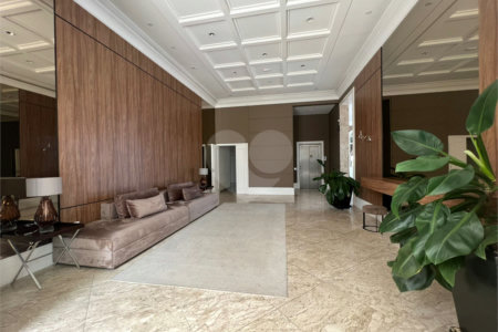 Apartamento à venda com 4 quartos, sendo 2 suítes,  em Vila Oliveira, Mogi das Cruzes, SP