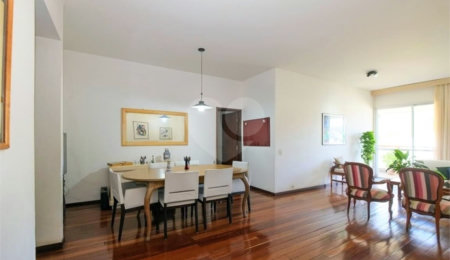 Apartamento à venda com 4 quartos, sendo 1 suíte,  em Grajaú, Rio de Janeiro, RJ