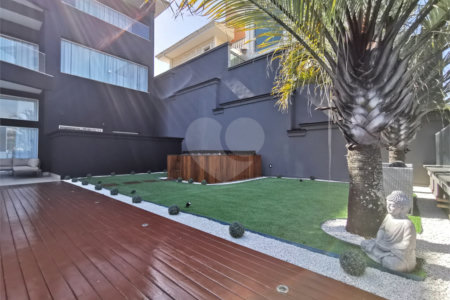 Casa à venda ou para alugar com 4 suítes em Parque dos Príncipes, São Paulo, SP