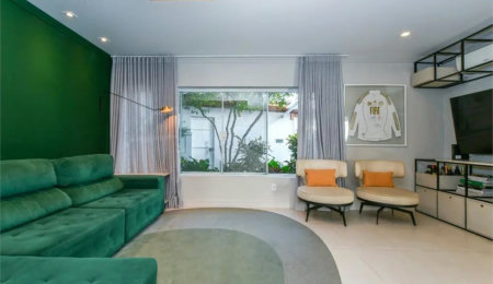 Sobrado à venda com 4 quartos, sendo 1 suíte,  em Vila Cruzeiro, São Paulo, SP