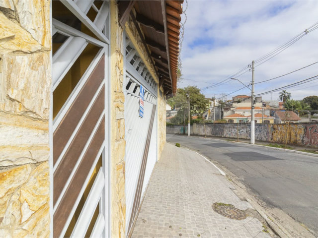 Sobrado à venda com 3 quartos, sendo 1 suíte,  em Tremembé, São Paulo, SP