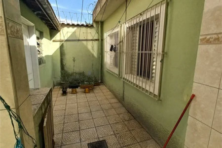 Casa Térrea à venda com 3 quartos em Jardim Maria Virginia, São Paulo, SP