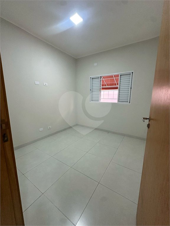 Casa à venda com 3 quartos, sendo 2 suítes,  em Bela Vista da Lagoa, Três Lagoas, MS