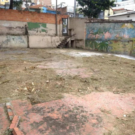 Terreno à venda em Vila Nair, São Paulo, SP