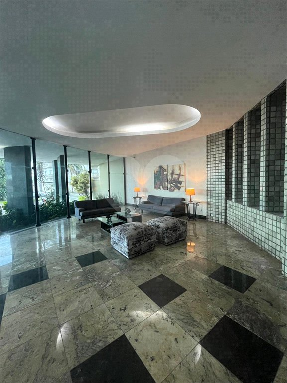 Apartamento à venda com 4 quartos, sendo 2 suítes, em Vila Nova, Cabo Frio, RJ