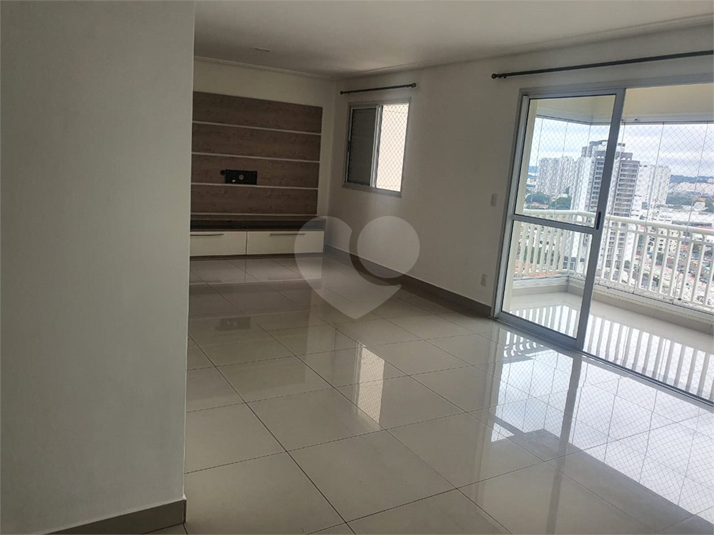 Apartamento à venda com 3 quartos, sendo 1 suíte, em Granja Julieta, São Paulo, SP