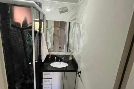 Apartamento à venda com 3 quartos, sendo 1 suíte, em Jardim São Luís, São Paulo, SP