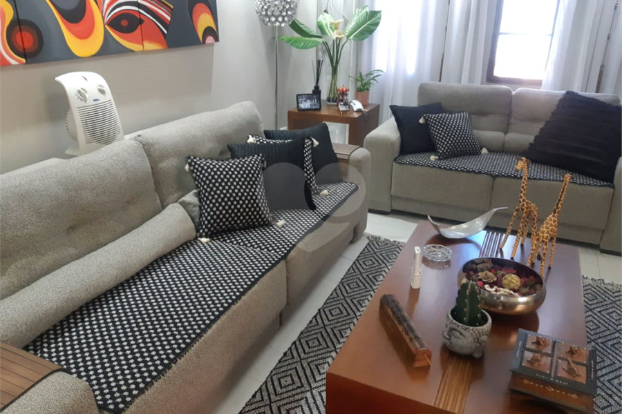 Sobrado à venda com 3 quartos, sendo 1 suíte, em Vila Mazzei, São Paulo, SP