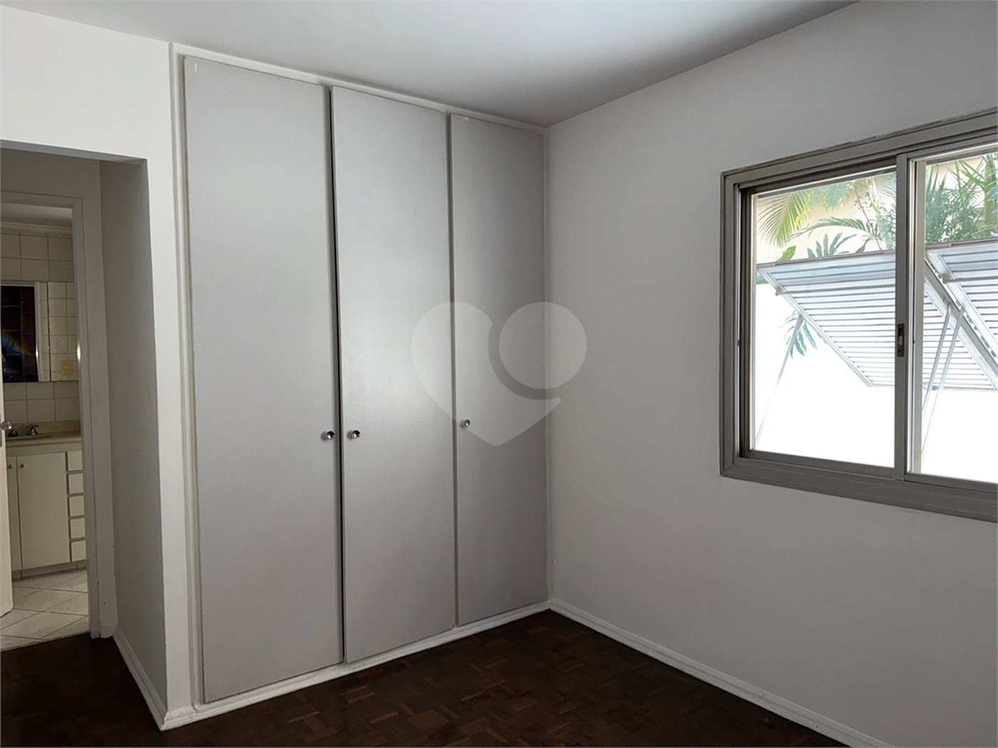 Apartamento à venda ou para alugar com 3 quartos, sendo 1 suíte,  em Jardim Paulista, São Paulo, SP