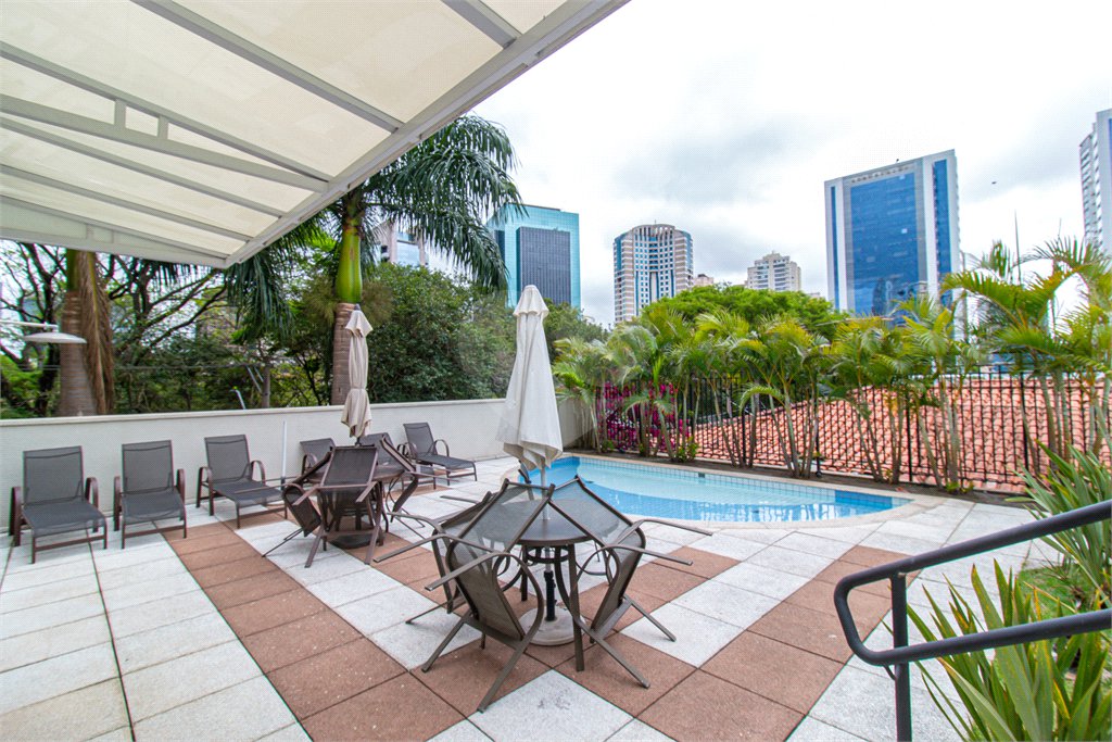 Apartamento à venda com 3 suítes em Chácara Santo Antônio, São Paulo, SP