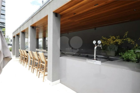 Apartamento à venda com 4 suítes em Vila Cordeiro, São Paulo, SP
