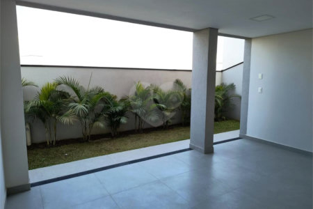 Casa à venda com 3 quartos, sendo 1 suíte, no condomínio Bella Città - Fazenda Rodeio, Mogi das Cruzes - SP